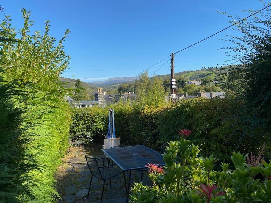 Dolgellau Townhouse 2 Minutes To Town & Mountains Villa Exterior photo